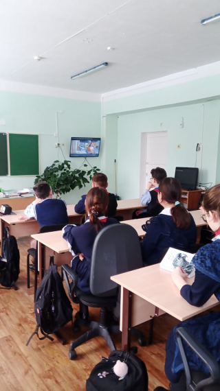 Виртуальная экскурсия по экспозиции музея «Битва за оружие Великой Победы».